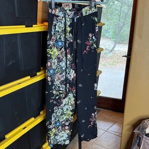 NWT Beulah Style Balan Black Floral Wide Leg Pants Size Small